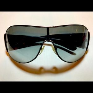 Gorgeous Prada Purple Sports Wraparound Sunglasses